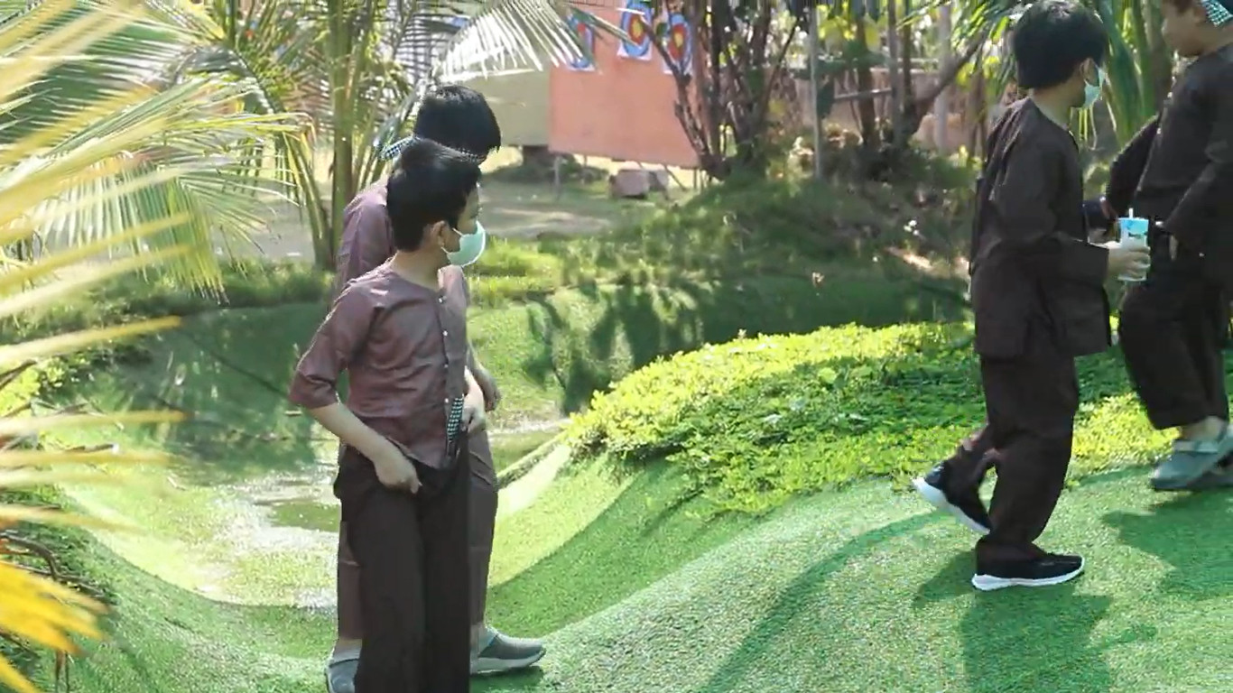 TRẢI NGHIỆM BẮT CÁ - TẮM MƯA